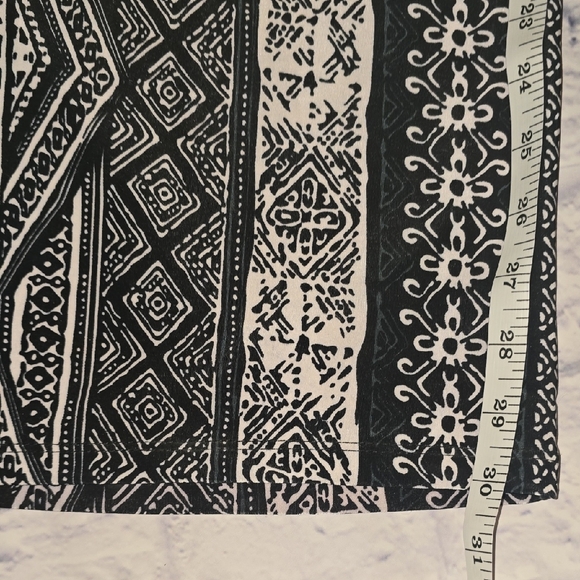 NWT West Loop Black and White Geometric Wide Leg Pants - Picture 5 of 6